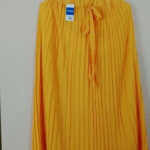 Yellow Pleated Women's Long Skirt